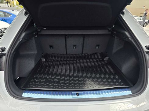 New 2025 Audi Q3 2.0T Premium Plus image 17