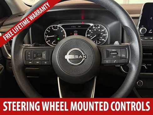 Used 2023 Nissan Rogue S AWD/4WD image 8