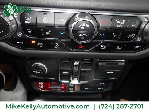 Used 2024 Jeep Wrangler Unlimited Rubicon 392 image 20