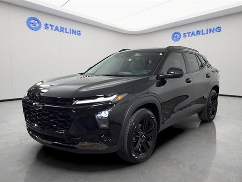 Used 2024 Chevrolet Trax ACTIV w/ Sunroof Package image 16