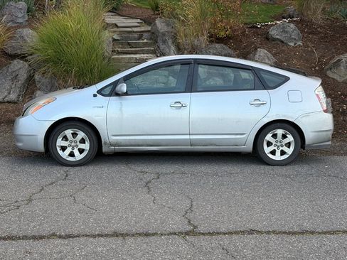 Used 2008 Toyota Prius image 2