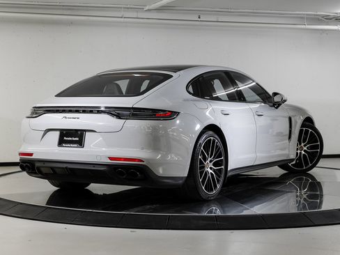 Certified 2023 Porsche Panamera Platinum Edition image 7
