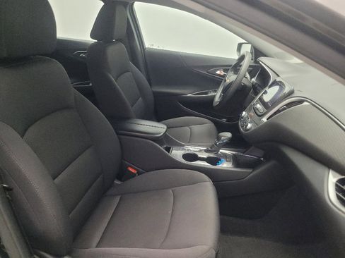 Used 2025 Chevrolet Malibu LT FWD image 21