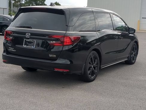 Used 2023 Honda Odyssey Sport image 3