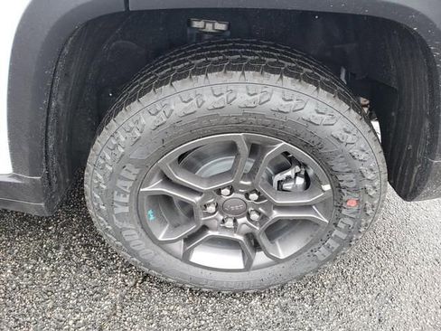 Used 2024 Jeep Grand Cherokee Trailhawk w/ Advanced Protech Group II image 12