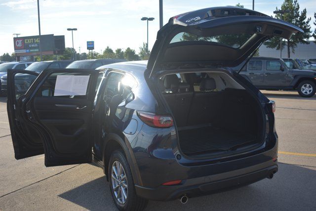 Used 2023 MAZDA CX-5 AWD 2.5 S w/ Select Package image 17