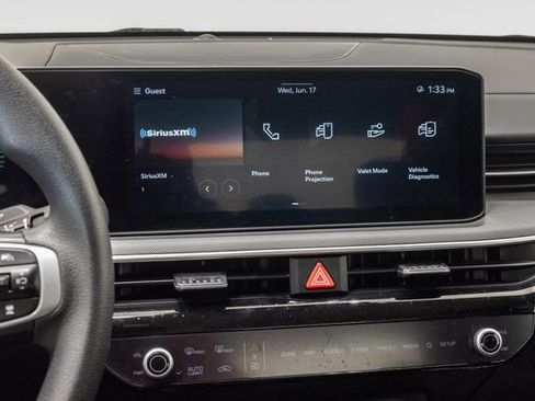 Used 2025 Kia K5 LXS FWD image 17