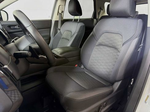 Certified 2024 Nissan Pathfinder SV AWD/4WD image 16