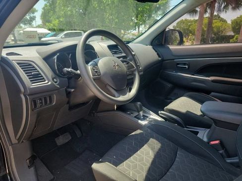 Used 2024 Mitsubishi Outlander Sport ES AWD/4WD image 19