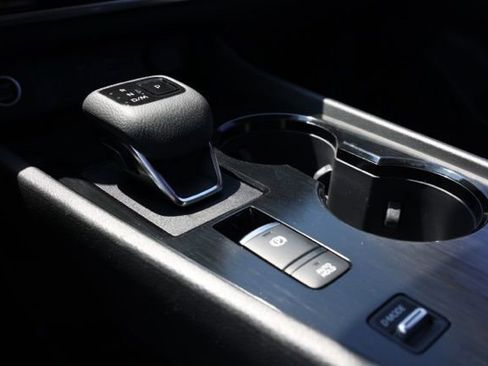 Certified 2023 Nissan Rogue S image 31