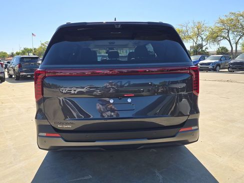 New 2026 Kia Carnival SX Prestige FWD image 7