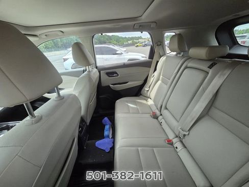 Used 2021 Nissan Rogue SV w/ Premium Package FWD image 10