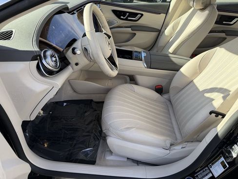 Certified 2023 Mercedes-Benz EQS 580 4MATIC Sedan image 9