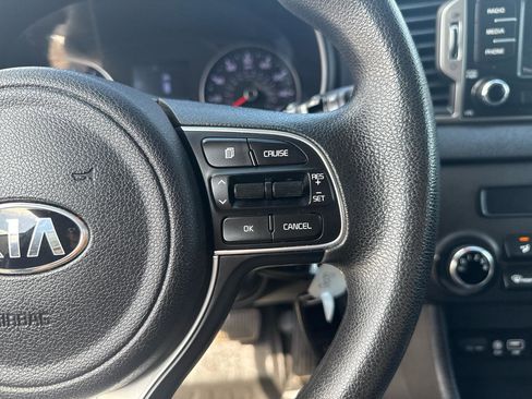 Used 2019 Kia Sportage LX image 17