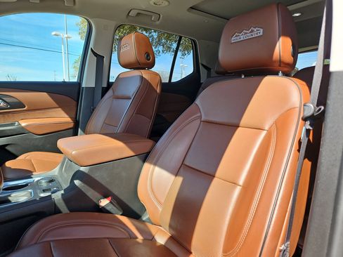 Used 2018 Chevrolet Traverse High Country image 13