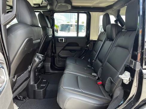 New 2025 Jeep Wrangler Sahara image 18