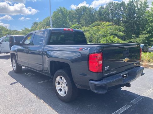 Used 2018 Chevrolet Silverado 1500 LT w/ All Star Edition AWD/4WD image 4