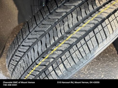 New 2026 Chevrolet Traverse LT w/ LPO, Floor Liner Package image 27