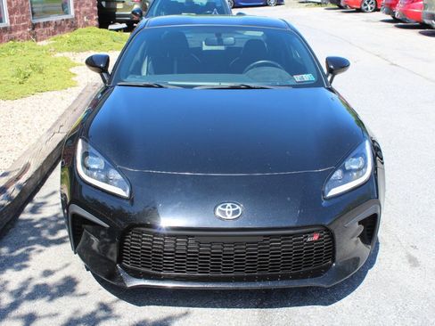 Used 2023 Toyota GR86 Premium RWD image 4