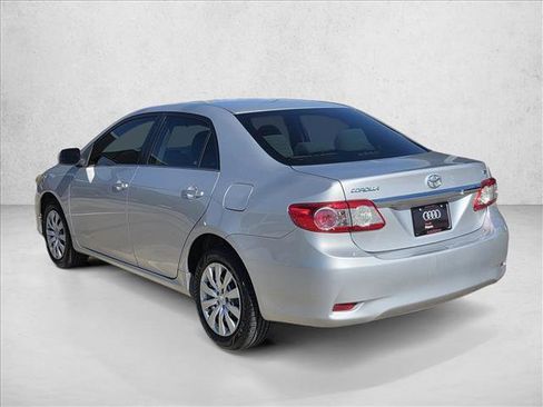 Used 2013 Toyota Corolla LE image 6