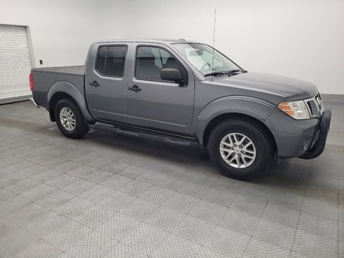 Used 2017 Nissan Frontier SV image 11