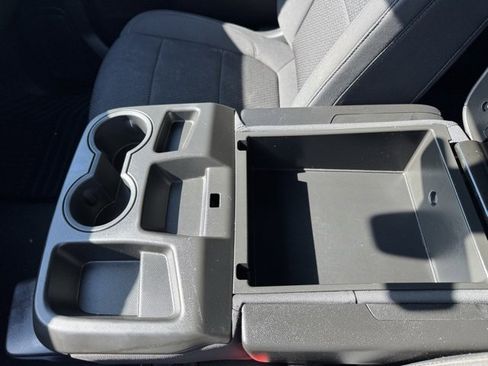 Used 2022 Chevrolet Silverado 1500 Custom image 19
