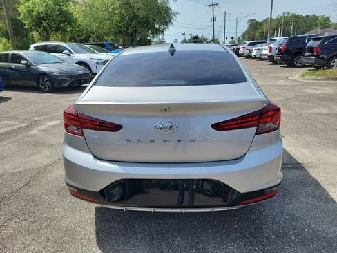 Used 2020 Hyundai Elantra SEL w/ Cargo Package (C1) FWD image 8