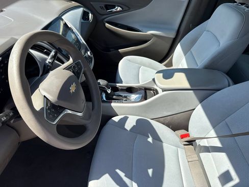 Used 2022 Chevrolet Malibu LS FWD image 17