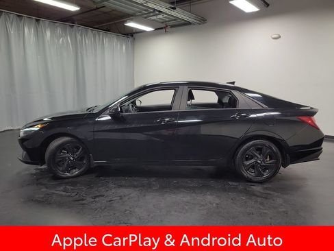 Used 2023 Hyundai Elantra SEL FWD image 5