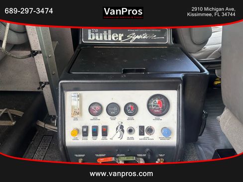 Used 2011 GMC Savana 3500 image 14