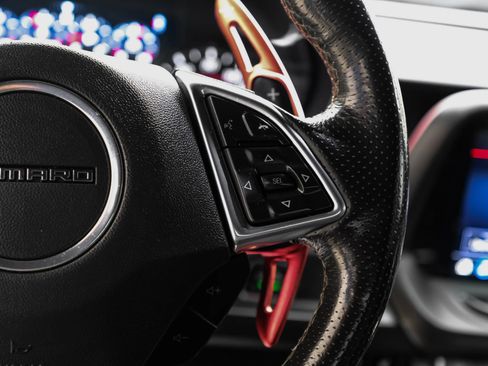 Used 2019 Chevrolet Camaro SS image 20
