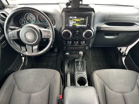 Used 2016 Jeep Wrangler Unlimited Sport w/ Quick Order Package 24S AWD/4WD image 17
