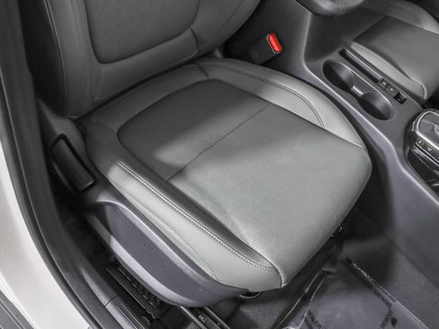 Used 2025 Kia Seltos SX w/ SX Sunroof Package image 49