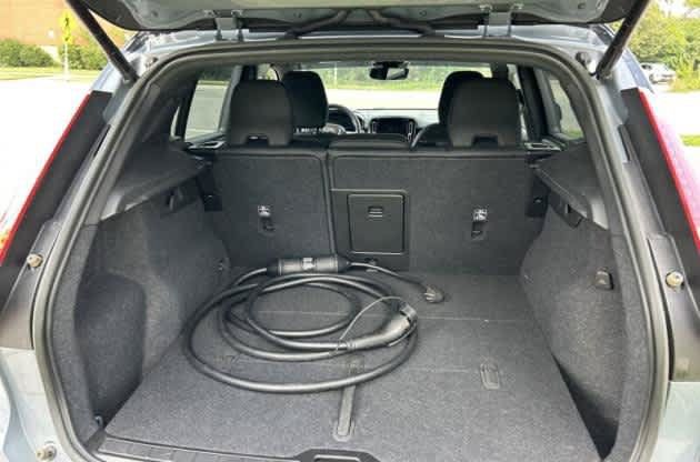 Used 2023 Volvo XC40 Recharge Ultimate AWD/4WD image 8