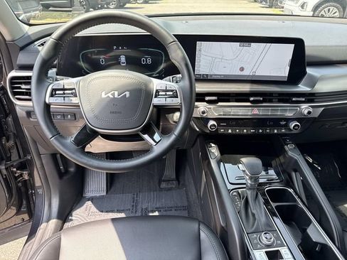 Used 2025 Kia Telluride S AWD/4WD image 18