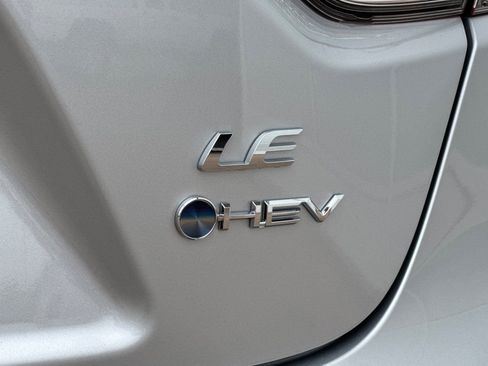 Certified 2025 Toyota Corolla LE image 32