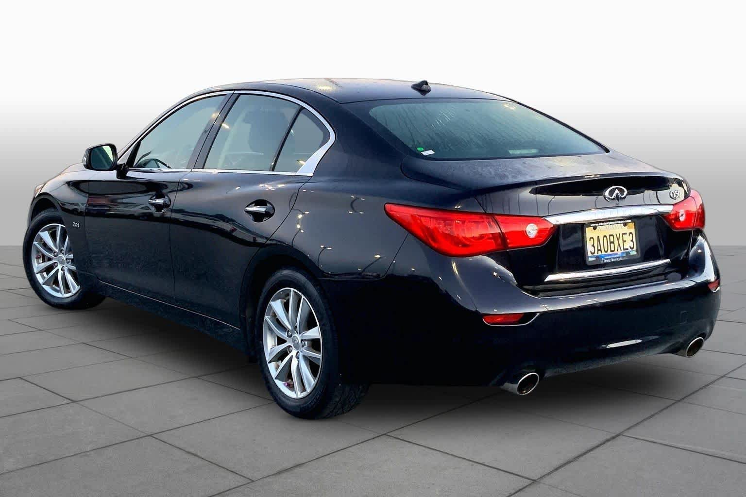 Used 2016 INFINITI Q50 Premium RWD image 10