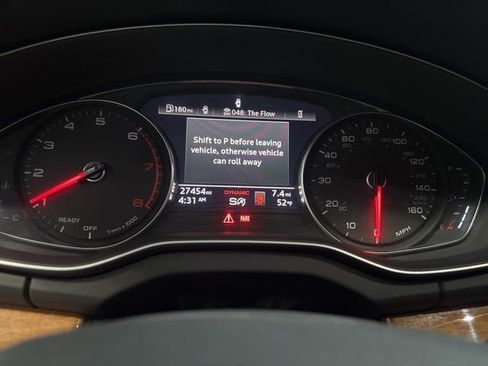 Used 2023 Audi Q5 2.0T Premium w/ Convenience Package image 18