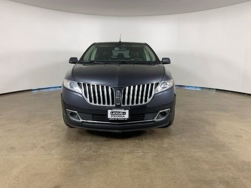 Used 2013 Lincoln MKX AWD image 3