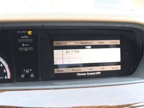 Used 2012 Mercedes-Benz S 350 BlueTEC 4MATIC image 32