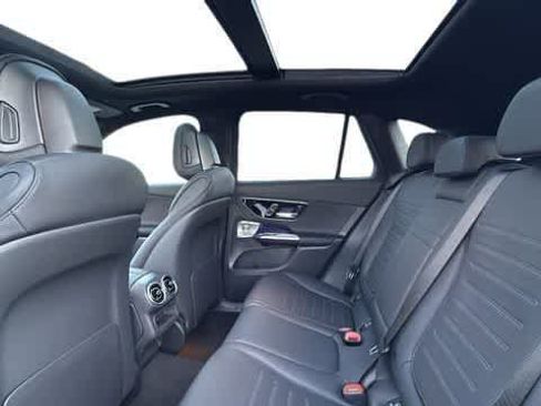 Certified 2026 Mercedes-Benz GLC 300 4MATIC image 5