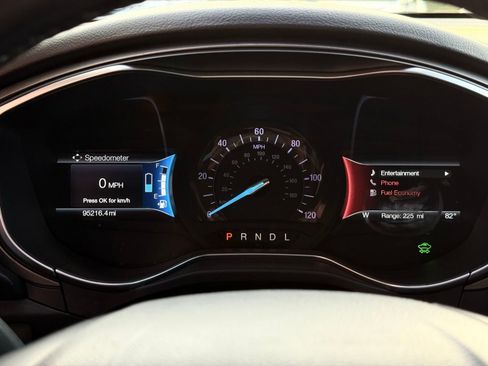 Used 2018 Ford Fusion SE w/ Equipment Group 602A FWD image 28