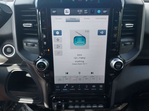 Used 2023 RAM 2500 Tradesman image 22