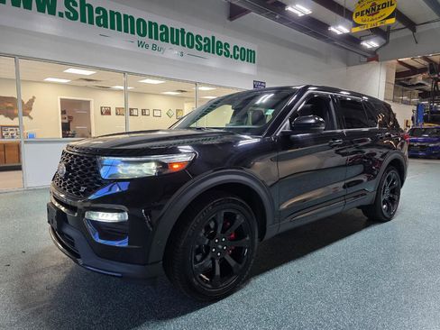 Used 2021 Ford Explorer ST w/ Equipment Group 401A AWD/4WD image 2