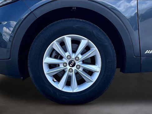 Used 2020 Kia Sorento LX w/ LX I4 Convenience Package AWD/4WD image 11