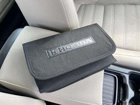 Used 2020 Honda CR-V LX image 33
