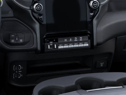 New 2026 RAM 2500 Warlock AWD/4WD image 24