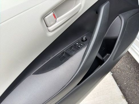 Used 2024 Toyota Corolla LE image 20