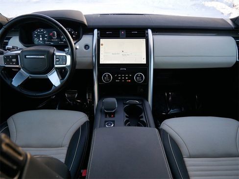Used 2021 Land Rover Discovery HSE R-Dynamic image 12