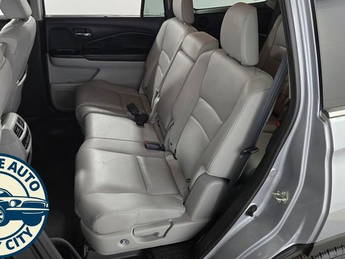 Used 2020 Honda Pilot EX-L image 27
